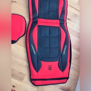 Front car seat cover .